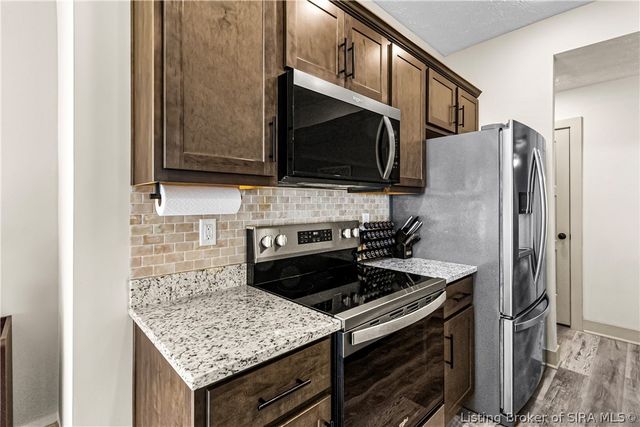 8035 Hudson Lane, Georgetown, IN 47122
