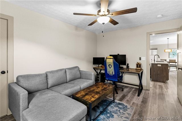 8035 Hudson Lane, Georgetown, IN 47122