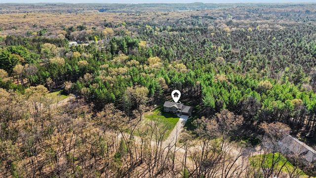 1671 Pineland Path, Allegan, MI 49010