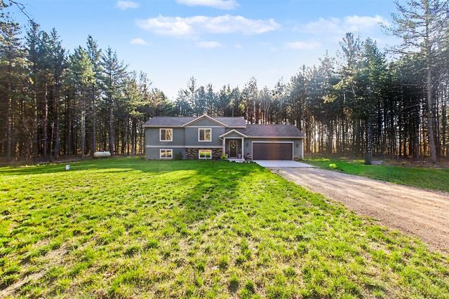 1671 Pineland Path, Allegan, MI 49010