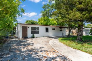 261 NE 22nd Street, Pompano Beach, FL 33060