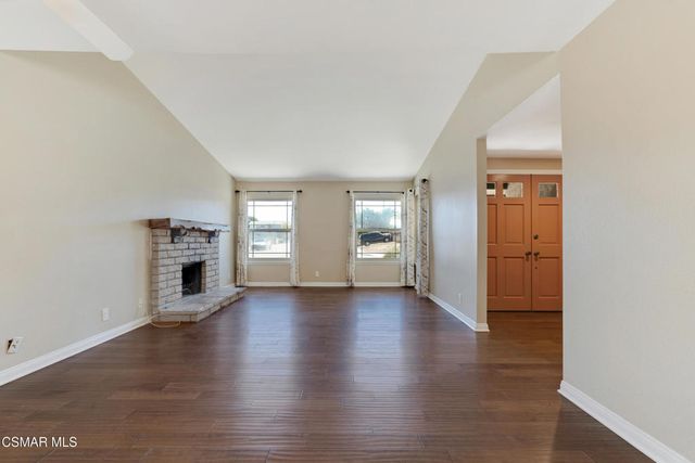 47 Dorrit Court, Newbury Park, CA 91320