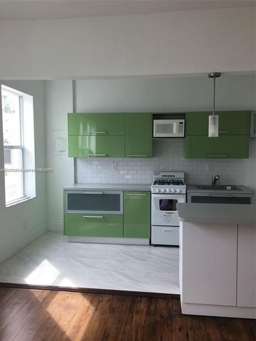 1618 Michigan Ave 22, Miami Beach, FL 33139