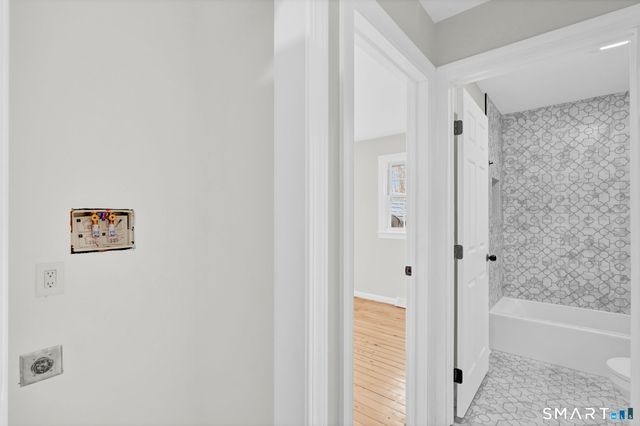 14 Denmore Lane, Old Saybrook, CT 06475