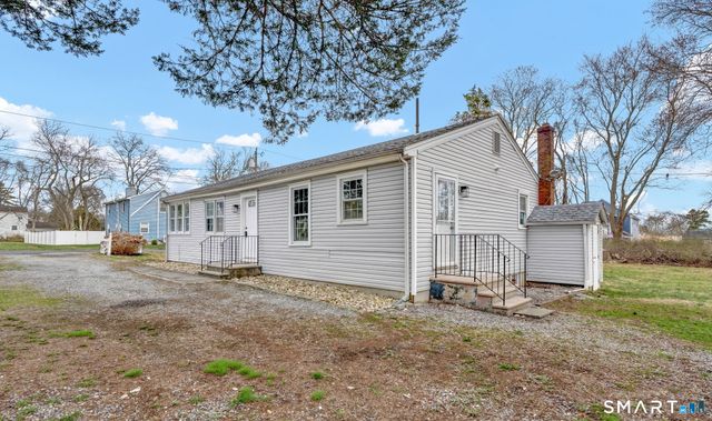 14 Denmore Lane, Old Saybrook, CT 06475