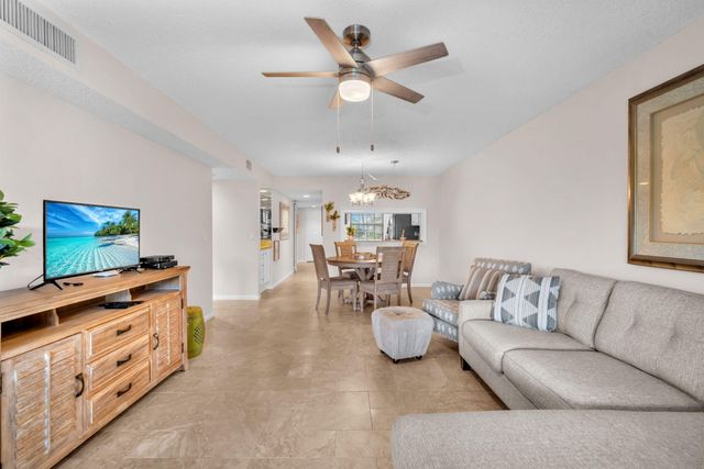 2061 Keystone Drive B, Jupiter, FL 33458