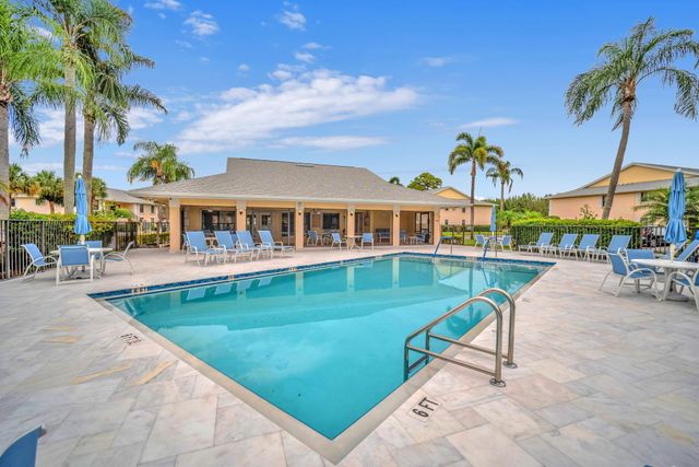 2061 Keystone Drive B, Jupiter, FL 33458