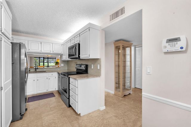 2061 Keystone Drive B, Jupiter, FL 33458