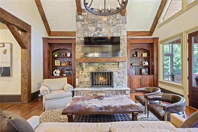 2915 Manor Bridge Drive, Milton, GA 30004