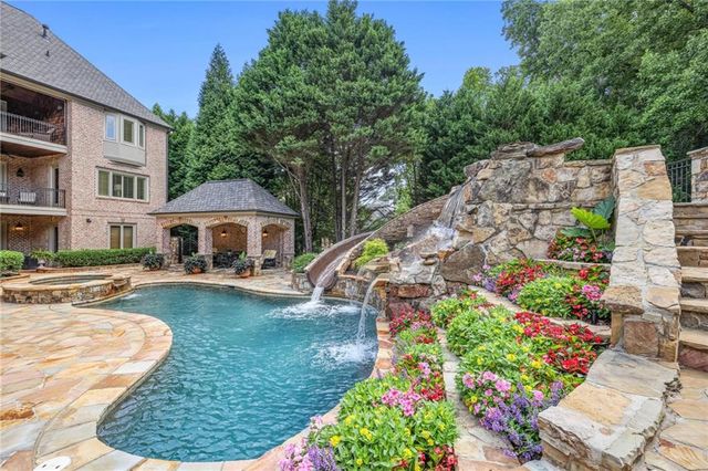 2915 Manor Bridge Drive, Milton, GA 30004