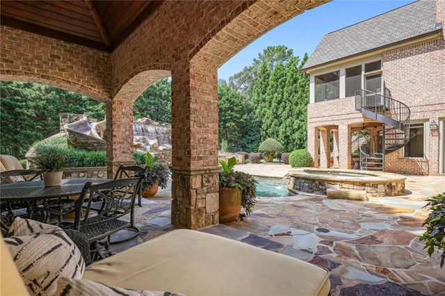 2915 Manor Bridge Drive, Milton, GA 30004