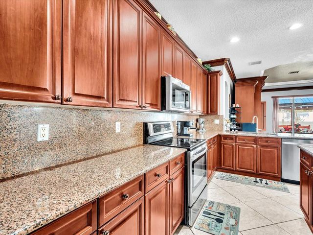 4301 N Magnolia Circle, Delray Beach, FL 33445