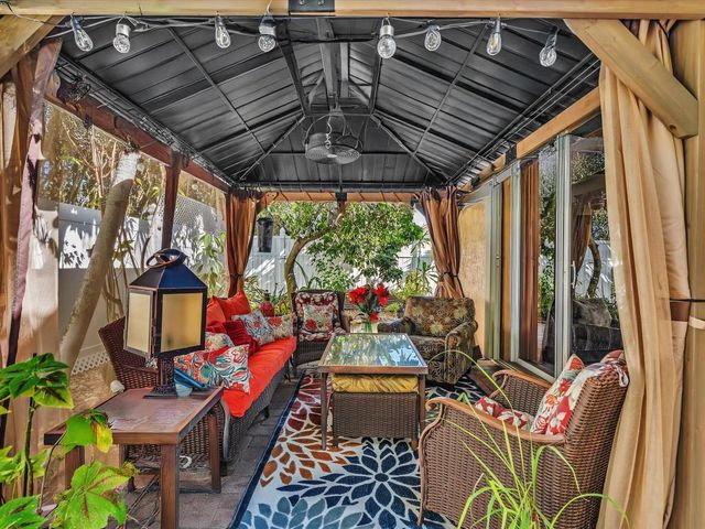 4301 N Magnolia Circle, Delray Beach, FL 33445