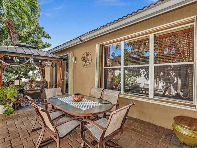 4301 N Magnolia Circle, Delray Beach, FL 33445