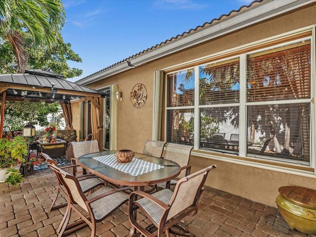 4301 N Magnolia Circle, Delray Beach, FL 33445