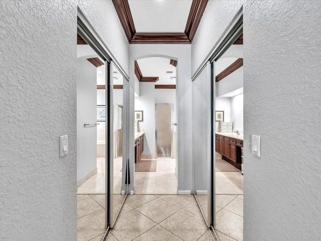 4301 N Magnolia Circle, Delray Beach, FL 33445