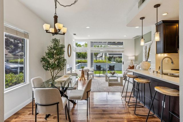 1725 Parkview Green Circle, San Jose, CA 95131