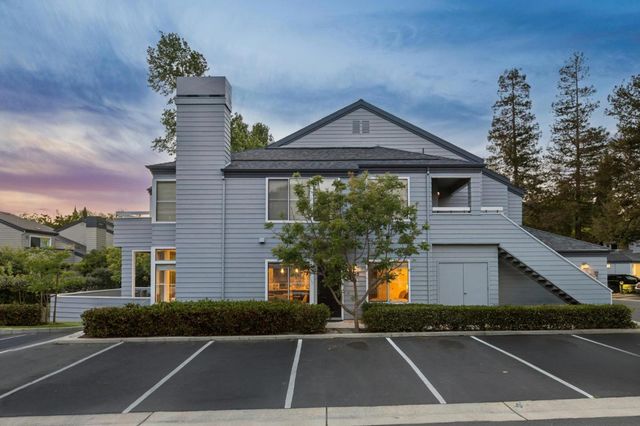 1725 Parkview Green Circle, San Jose, CA 95131