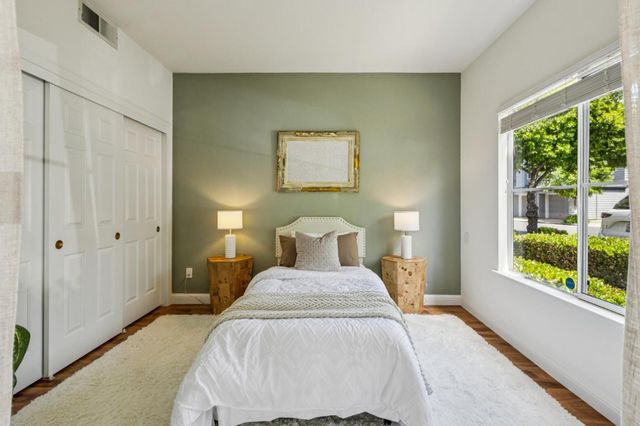 1725 Parkview Green Circle, San Jose, CA 95131