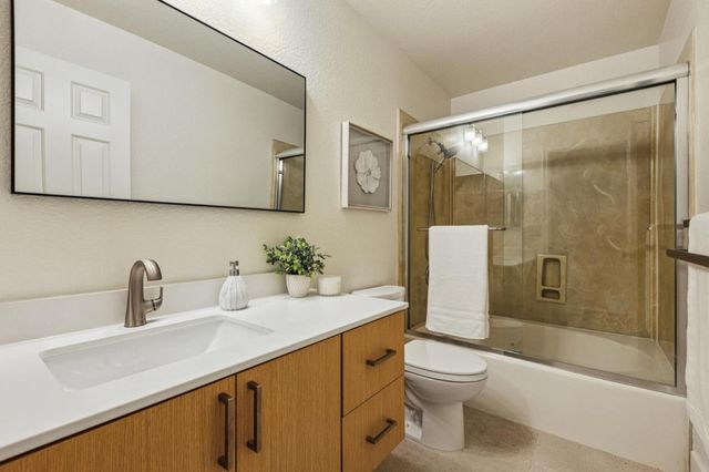 1725 Parkview Green Circle, San Jose, CA 95131