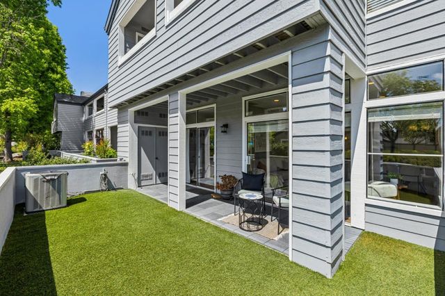 1725 Parkview Green Circle, San Jose, CA 95131