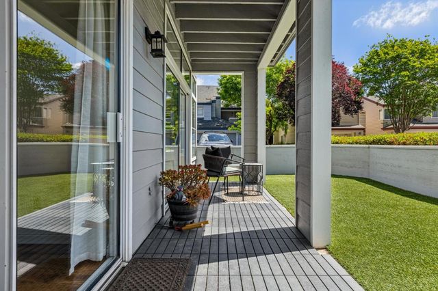 1725 Parkview Green Circle, San Jose, CA 95131