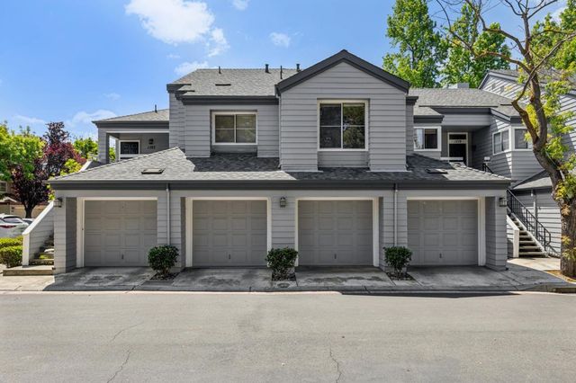 1725 Parkview Green Circle, San Jose, CA 95131