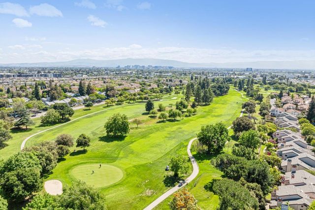 1725 Parkview Green Circle, San Jose, CA 95131