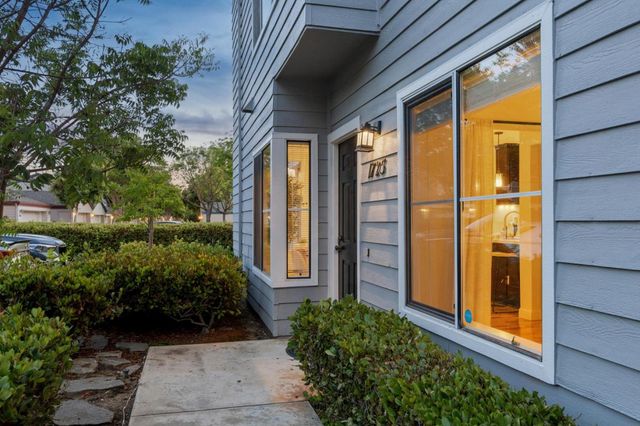 1725 Parkview Green Circle, San Jose, CA 95131