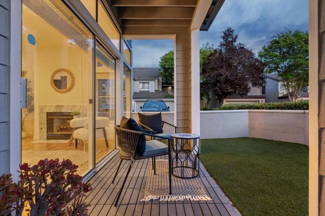 1725 Parkview Green Circle, San Jose, CA 95131