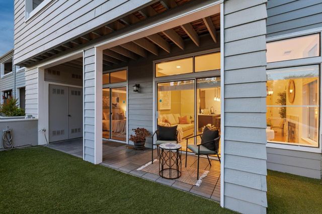 1725 Parkview Green Circle, San Jose, CA 95131