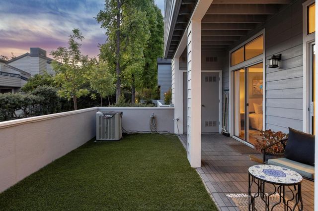 1725 Parkview Green Circle, San Jose, CA 95131