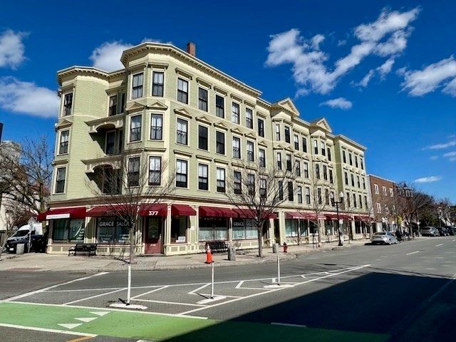 373 Somerville Avenue D, Somerville, MA 02143