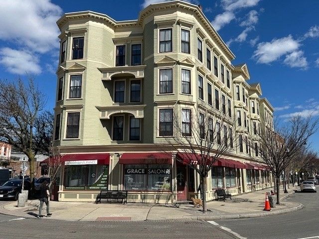 373 Somerville Avenue D, Somerville, MA 02143