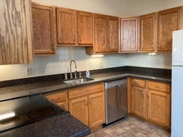 373 Somerville Avenue D, Somerville, MA 02143