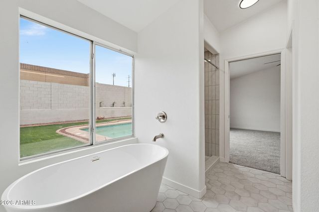 1635 E FREMONT Road, Phoenix, AZ 85042