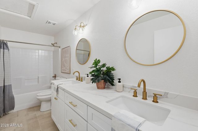 1635 E FREMONT Road, Phoenix, AZ 85042