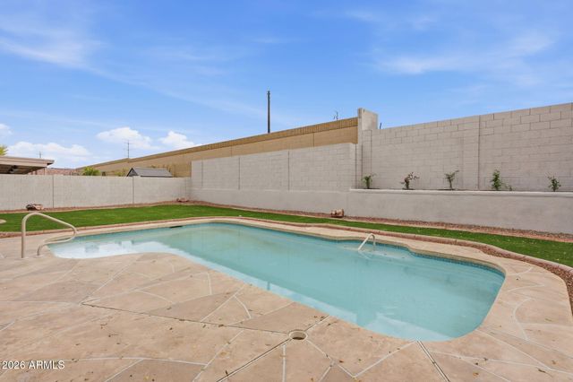 1635 E FREMONT Road, Phoenix, AZ 85042