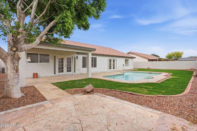 1635 E FREMONT Road, Phoenix, AZ 85042