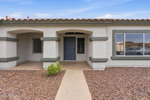 1635 E FREMONT Road, Phoenix, AZ 85042
