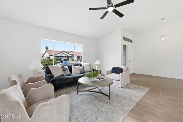 1635 E FREMONT Road, Phoenix, AZ 85042