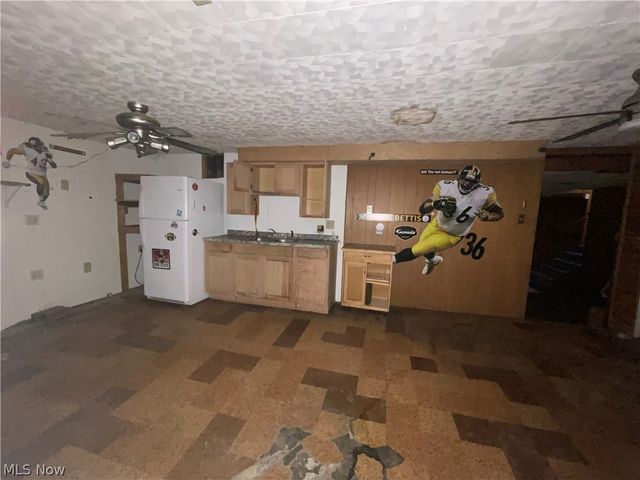 706 Vine Street, Tiltonsville, OH 43963