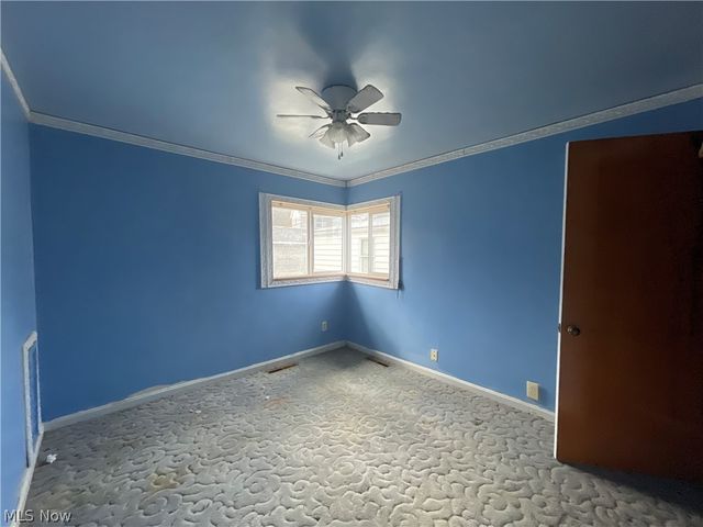 706 Vine Street, Tiltonsville, OH 43963