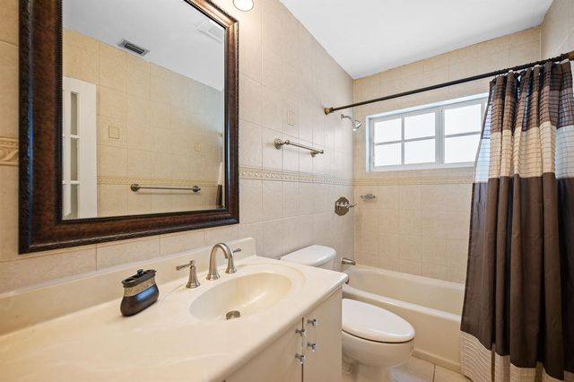 1035 SW 100th Court, Miami, FL 33174