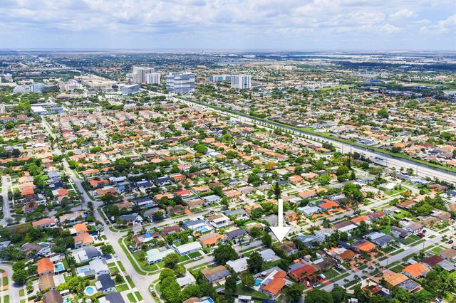 1035 SW 100th Court, Miami, FL 33174