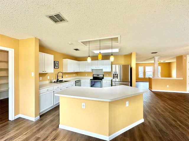 3165 Spyglass Drive, Grand Prairie, TX 75052