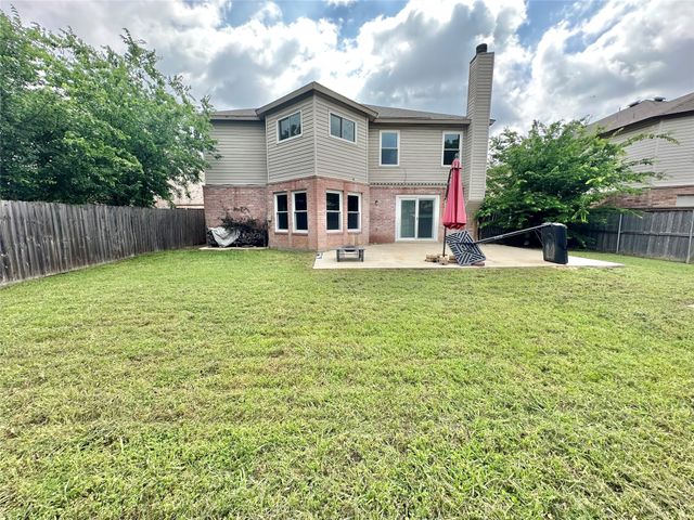3165 Spyglass Drive, Grand Prairie, TX 75052