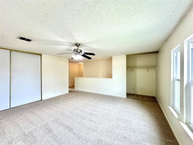 3165 Spyglass Drive, Grand Prairie, TX 75052