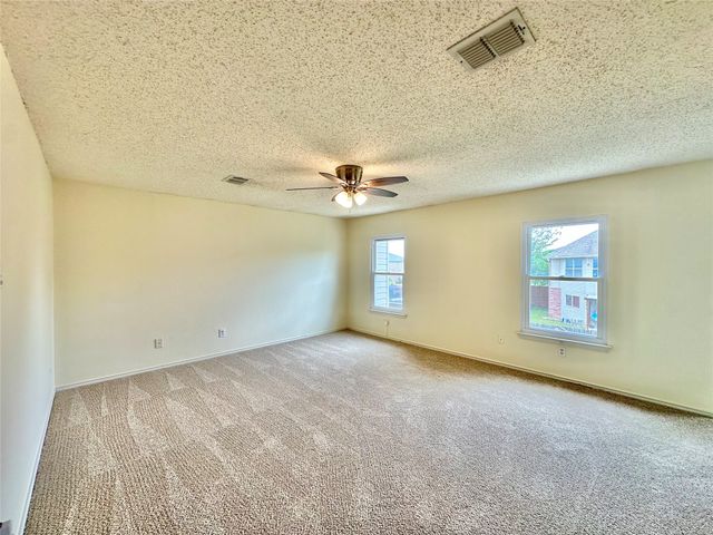 3165 Spyglass Drive, Grand Prairie, TX 75052