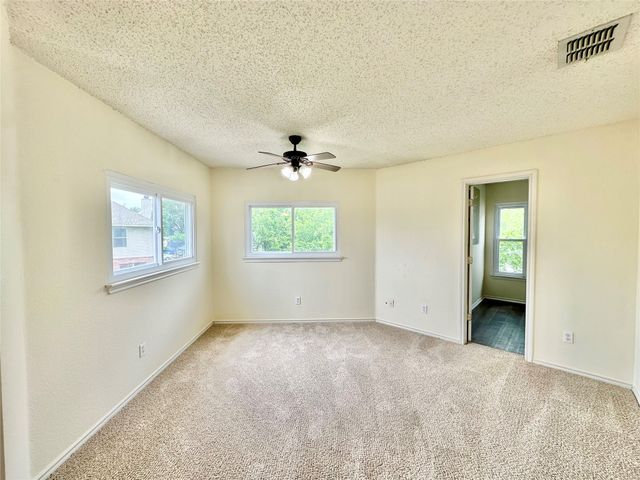 3165 Spyglass Drive, Grand Prairie, TX 75052